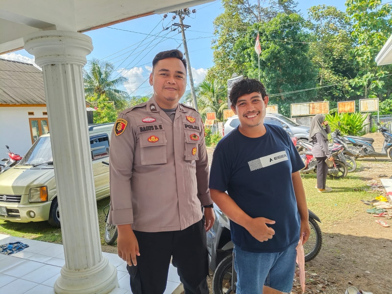 Bhabinkamtibmas Desa Pasirgeulis Laksanakan Sambang dan Silaturahmi, Warga Diajak Jaga Keamanan Lingkungan