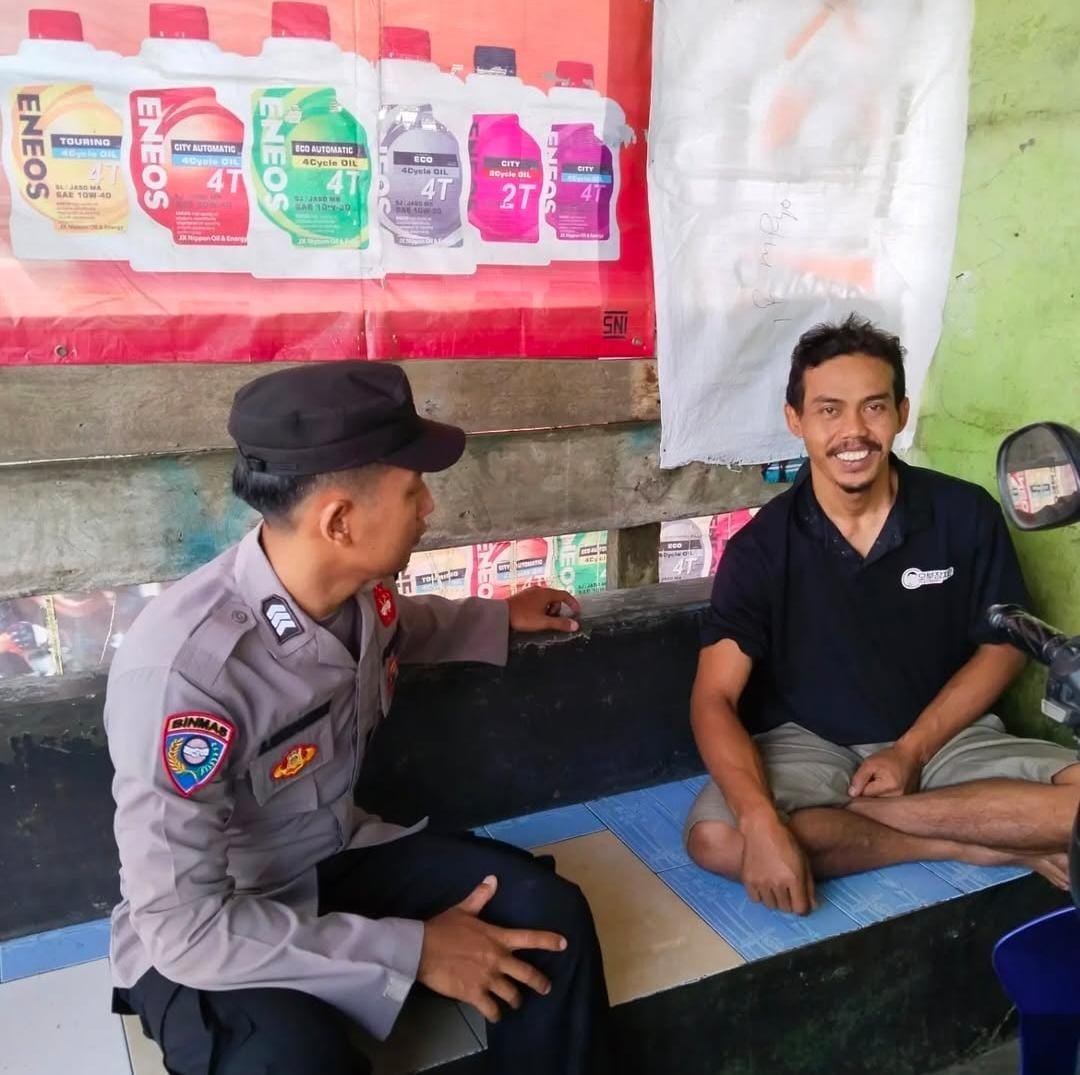 BHABINKAMTIBMAS POLSEK MANGUNJAYA LAKSANAKAN GIAT SAMBANG DI DESA KERTAJAYA