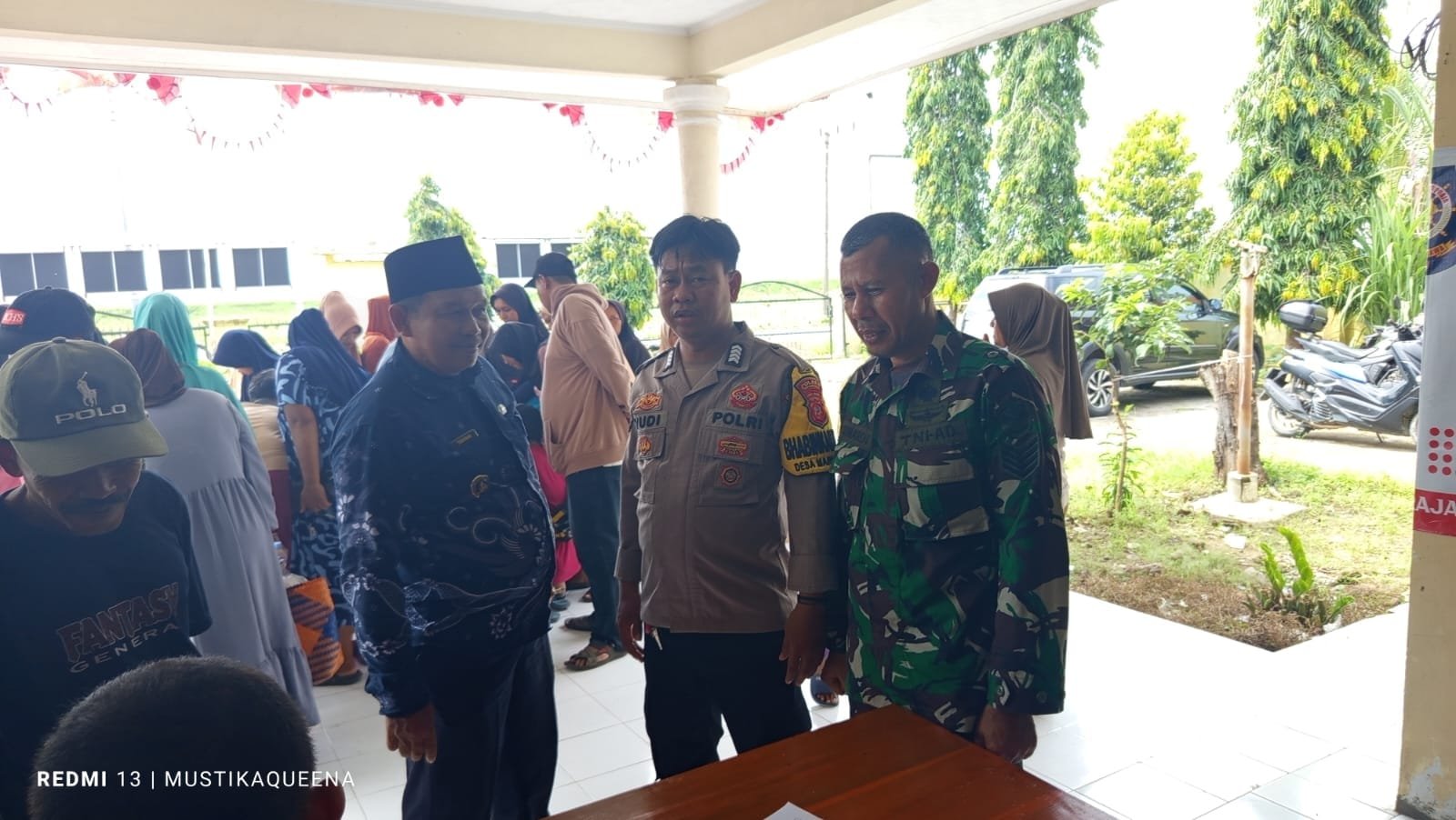 POLSEK PADAHERANG LAKUKAN SAMBANG DAN SILATURAHMI KE PERANGKAT DESA MARUYUNGSARI