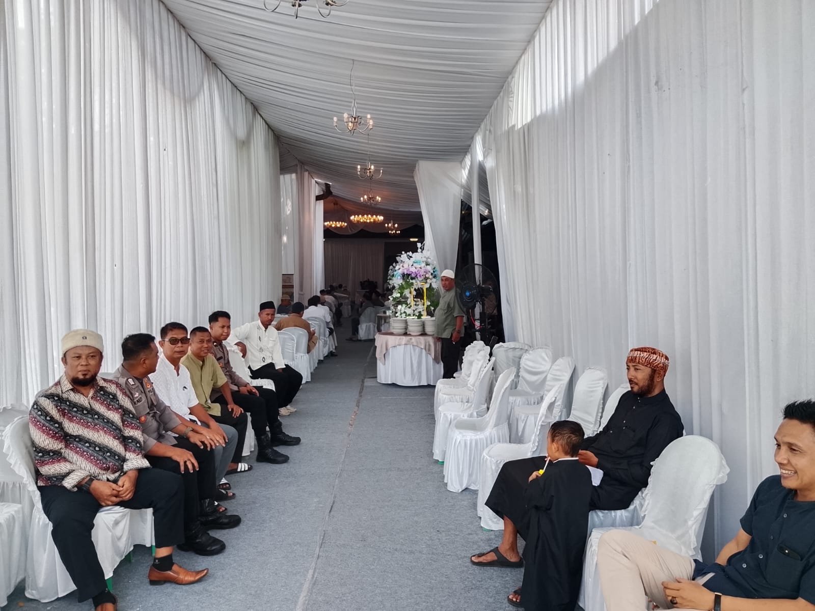 Penuh Keakraban, Satbinmas Hadiri Acara Walimatul Safar Kepala BPBD Pangandaran