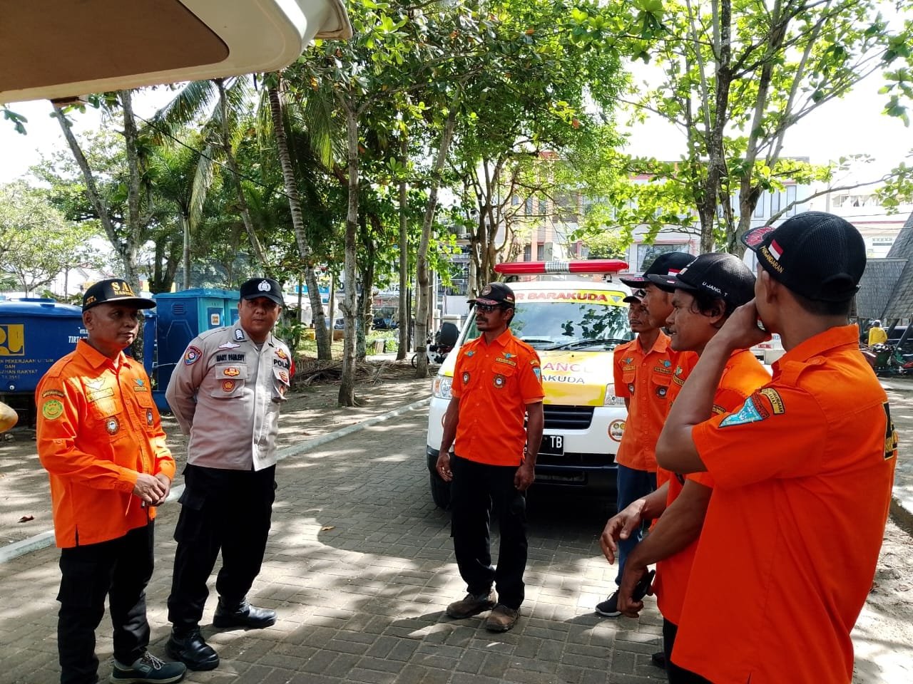 Satbinmas Polres Pangandaran dan SAR Barakuda Antisipasi Banjir dan Longsor di Musim Penghujan