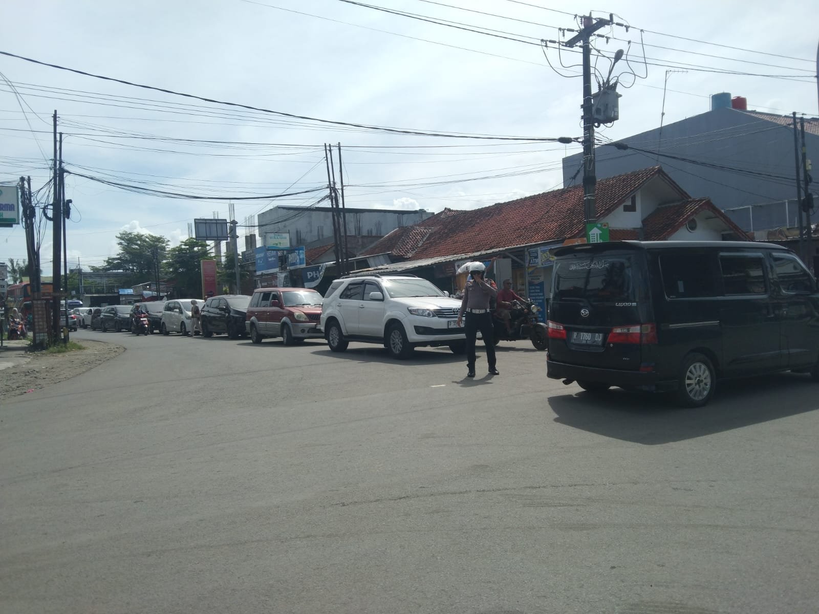 Pengaturan lalu lintas Simpang 4 Ajo Pangandaran