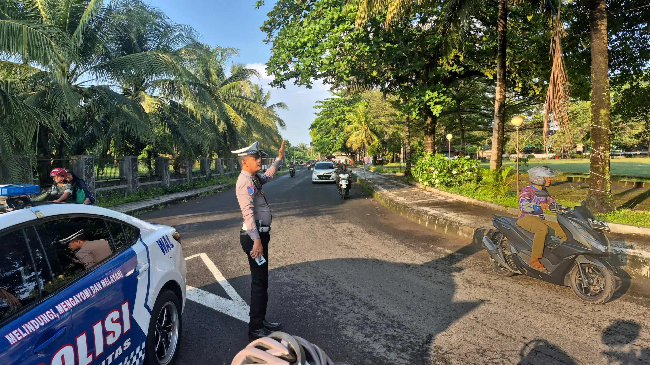 Simpang 3 BJB lalu lintas