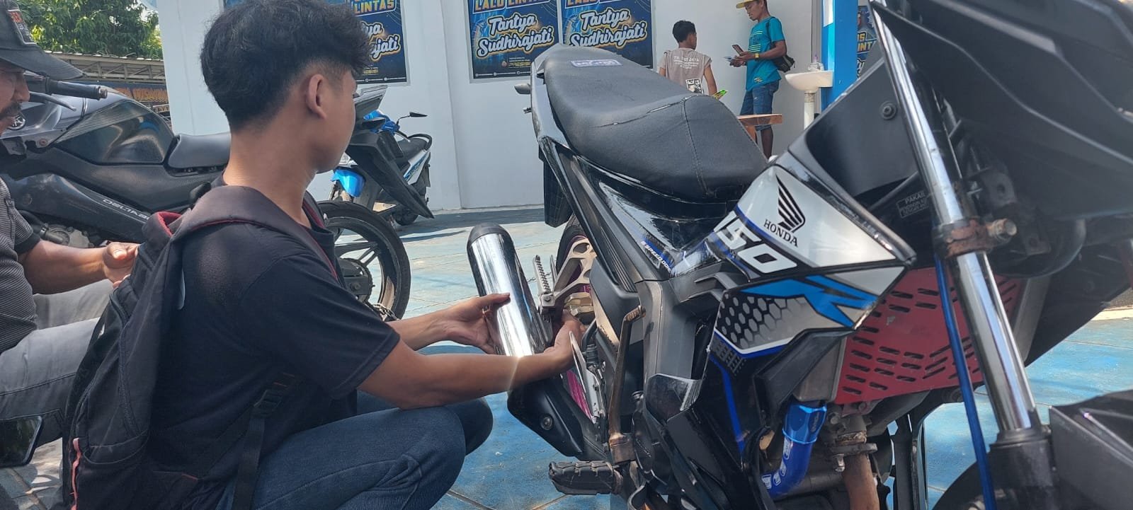 penggantian knalpot brong