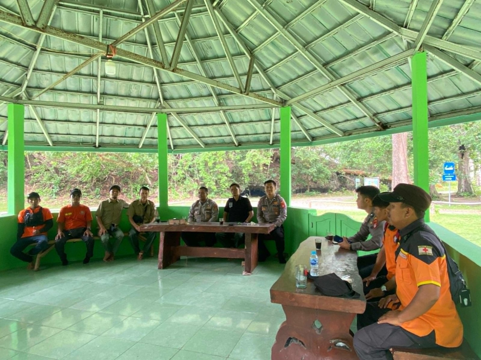 Satbinmas Polres Pangandaran Sambangi BKSDA dan Pemandu Wisata Cagar Alam Pantai Timur Pangandaran