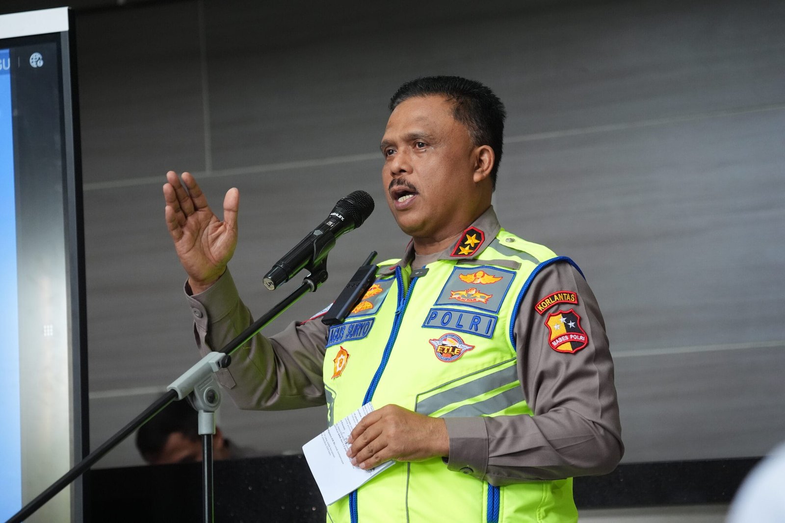 Transformasi Pelayanan Publik, Membayar Pajak Semudah Membeli Pulsa