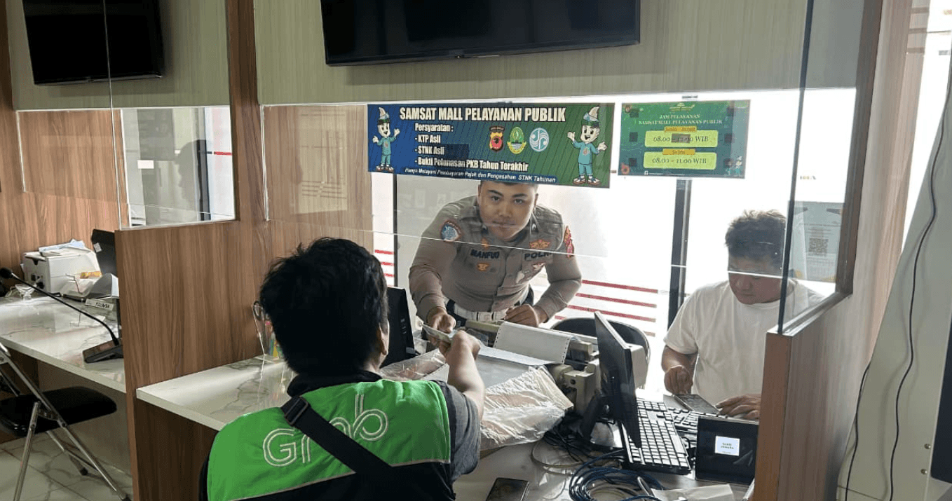 POLANTAS MENYAPA MASYARAKAT TENTANG MEKANISME PERPANJANG STNK DAN PAJAK TAHUNAN