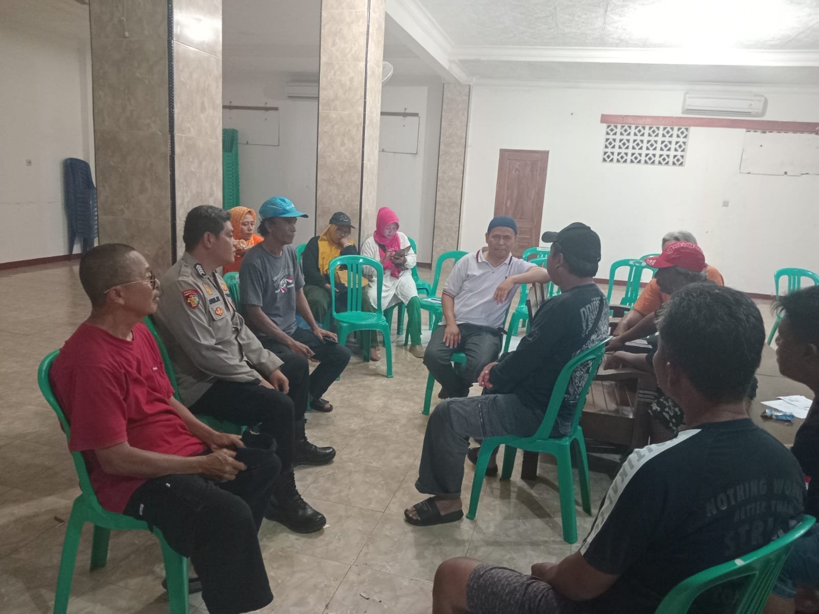 POLSEK PANGANDARAN MEDIASI TRAVEL YANG BELUM MELUNASI BIAYA PENGINAPAN WISATAWAN