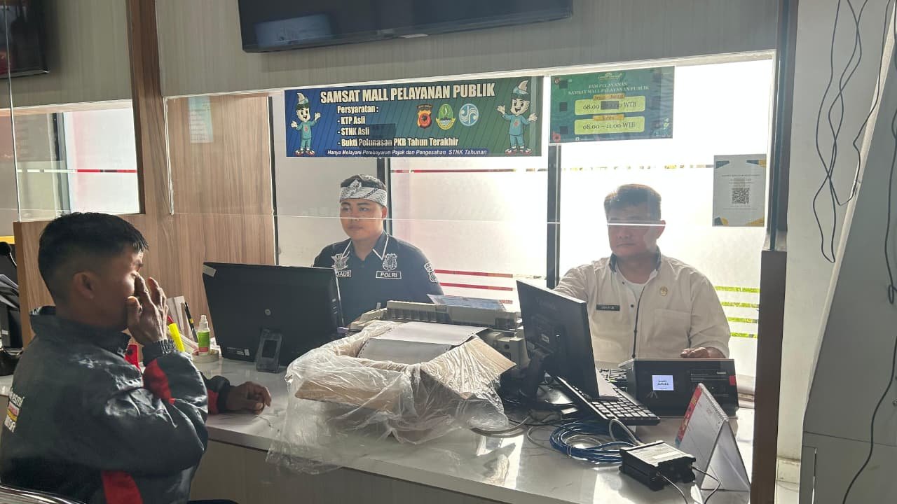 POLANTAS MENYAPA MASYARAKAT TENTANG MEKANISME PERPANJANG STNK DAN PAJAK TAHUNAN