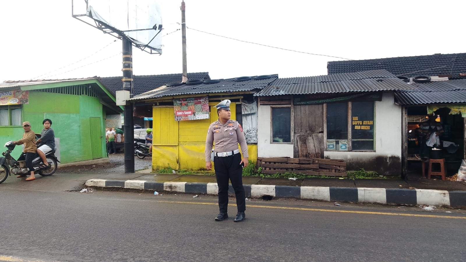 PENGATURAN ARUS LALU LINTAS PASAR PANANJUN