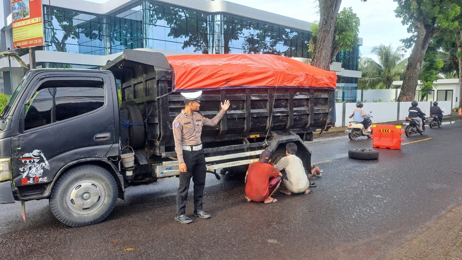 PENGATURAN LAKA LANTAS