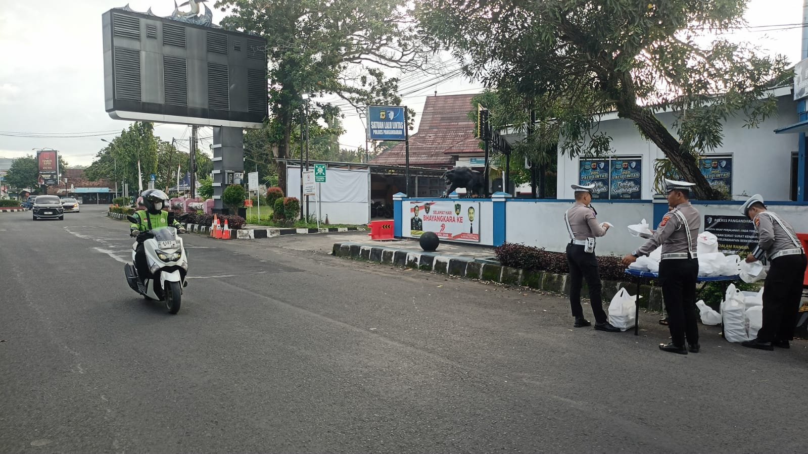 BAKTI SOSIAL LALU LINTAS