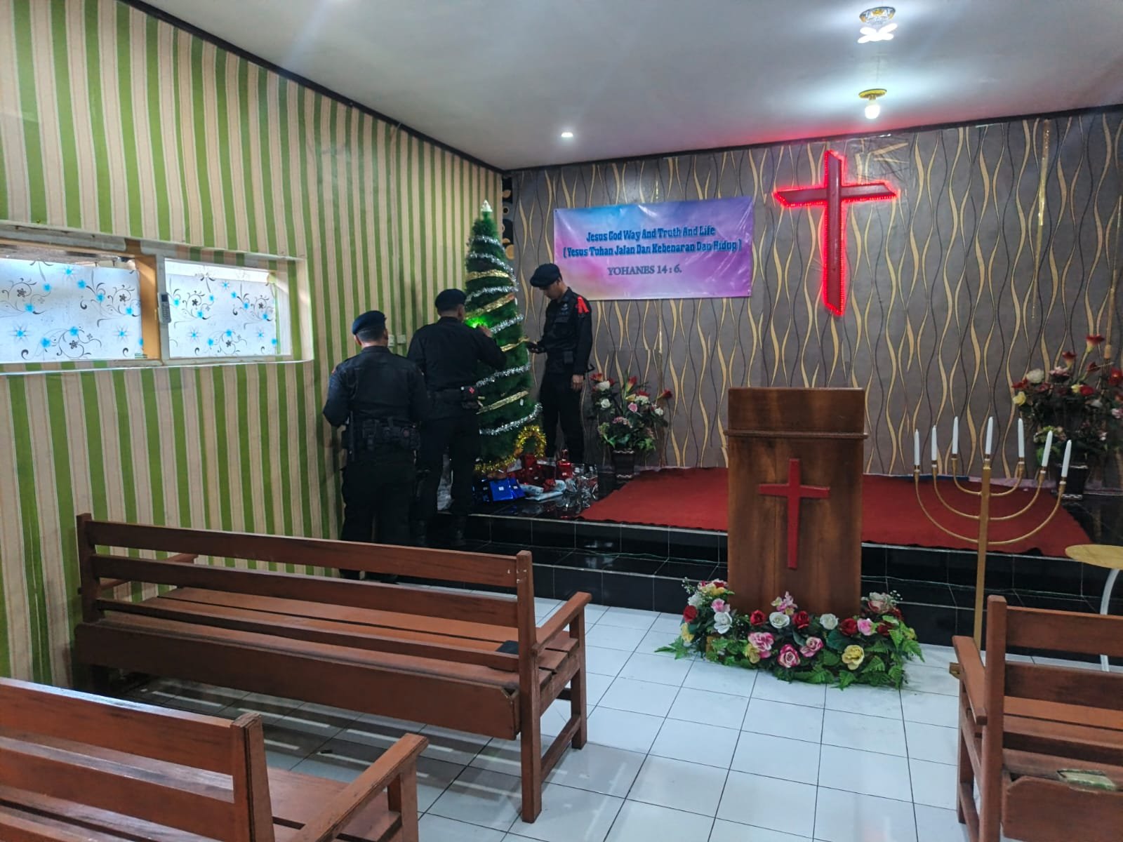 Jelang Natal dan Tahun Baru 2026, Polres Pangandaran Sterilkan Sejumlah Gereja