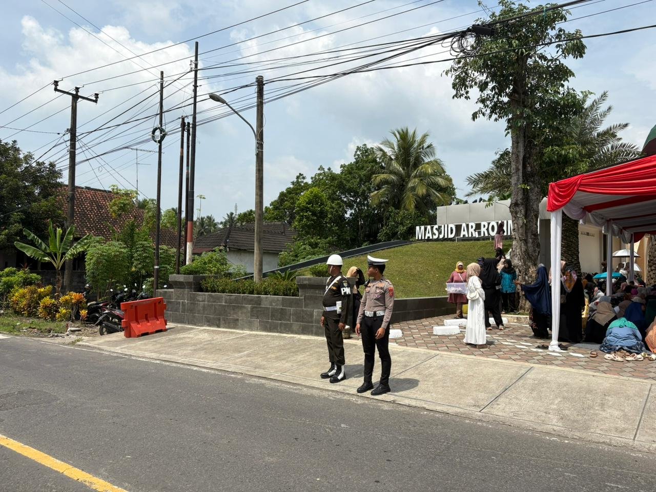 PENGATURAN ARUS LALU LINTAS