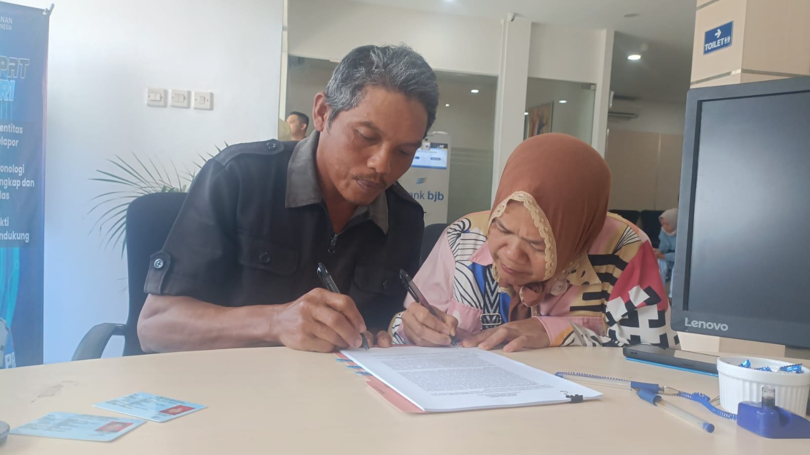 BJB Salurkan KUR untuk Dukung Petani Jagung