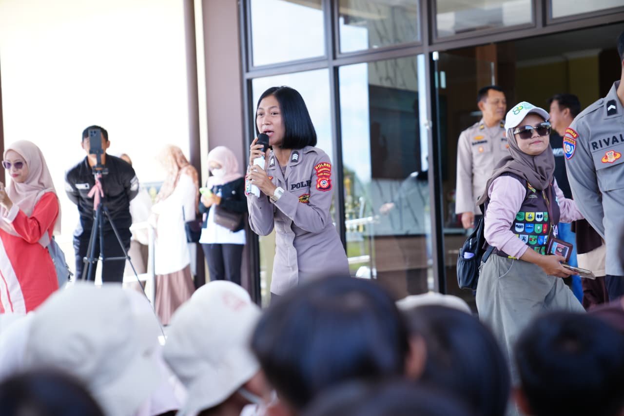 Mengenal Tugas Kepolisian Sejak Dini Bersama Polres Pangandaran