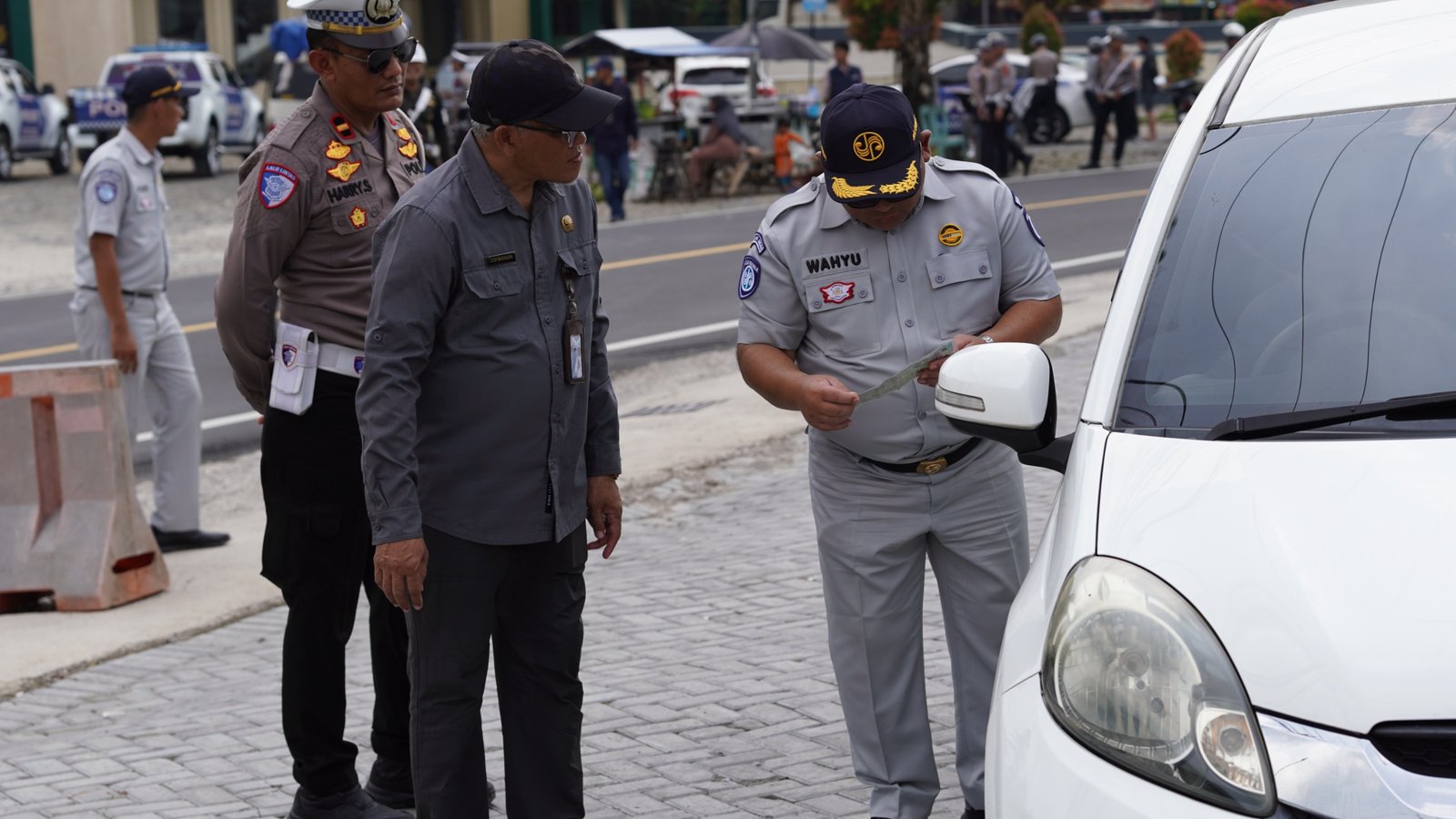 Bapenda Kabupaten Pangandaran Berkolaborasi dengan Satlantas Polres Pangandaran Tertibkan Pajak Kendaraan