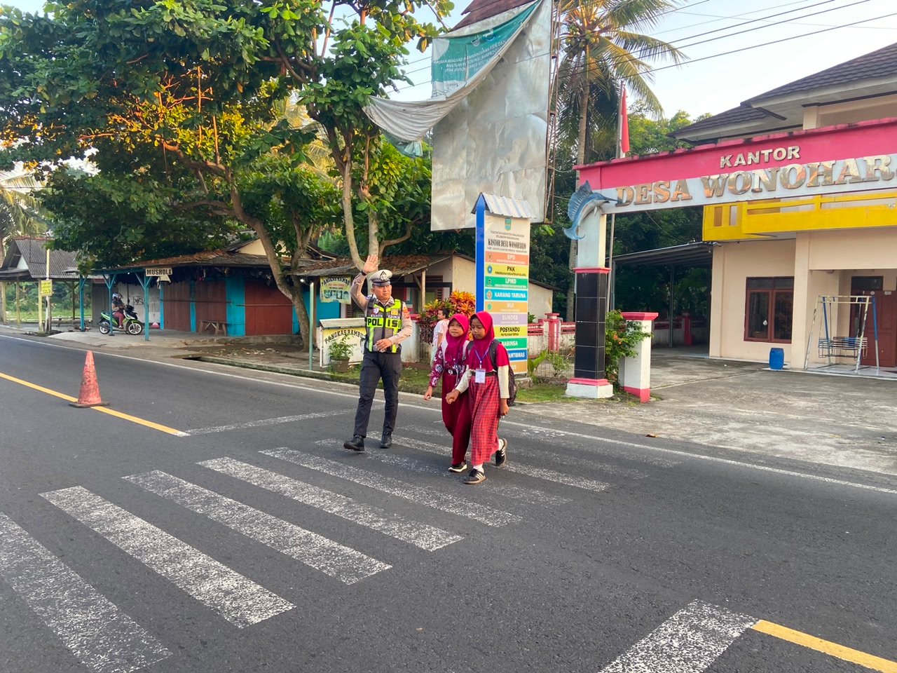 GATUR ANAK SEKOLAH