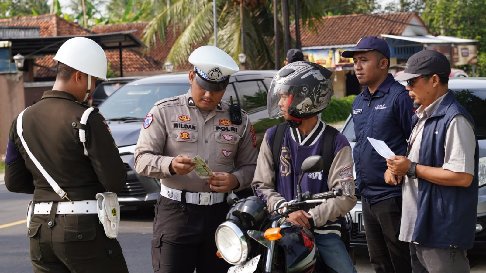 PENEGURAN PAGI