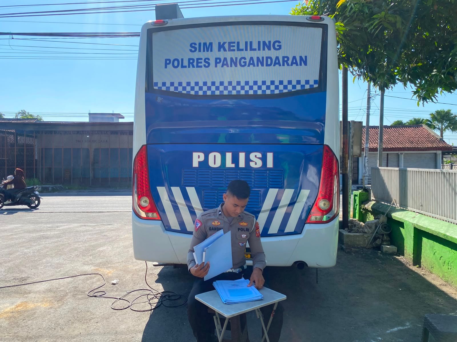 PELAYANAN SIM KELILING