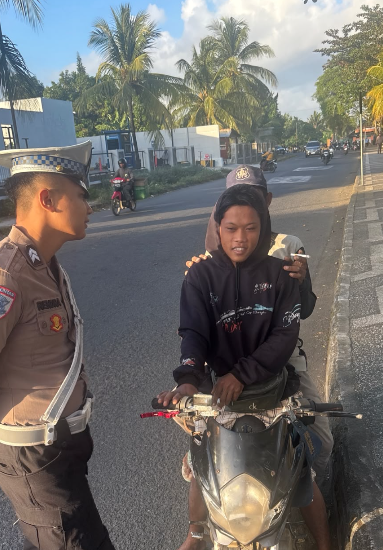 DAKGARKUM PAGI