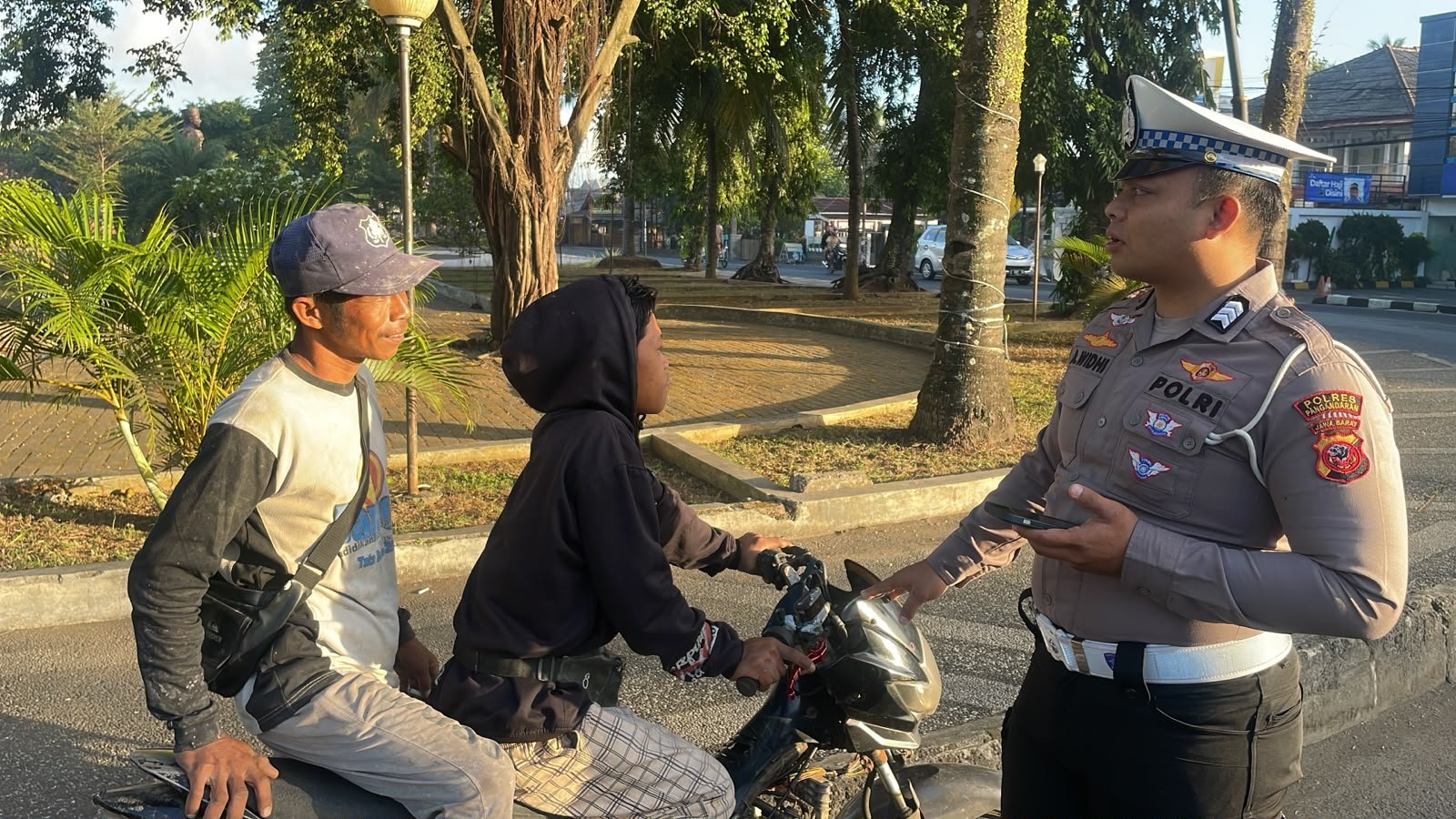 DAKGARKUM PAGI