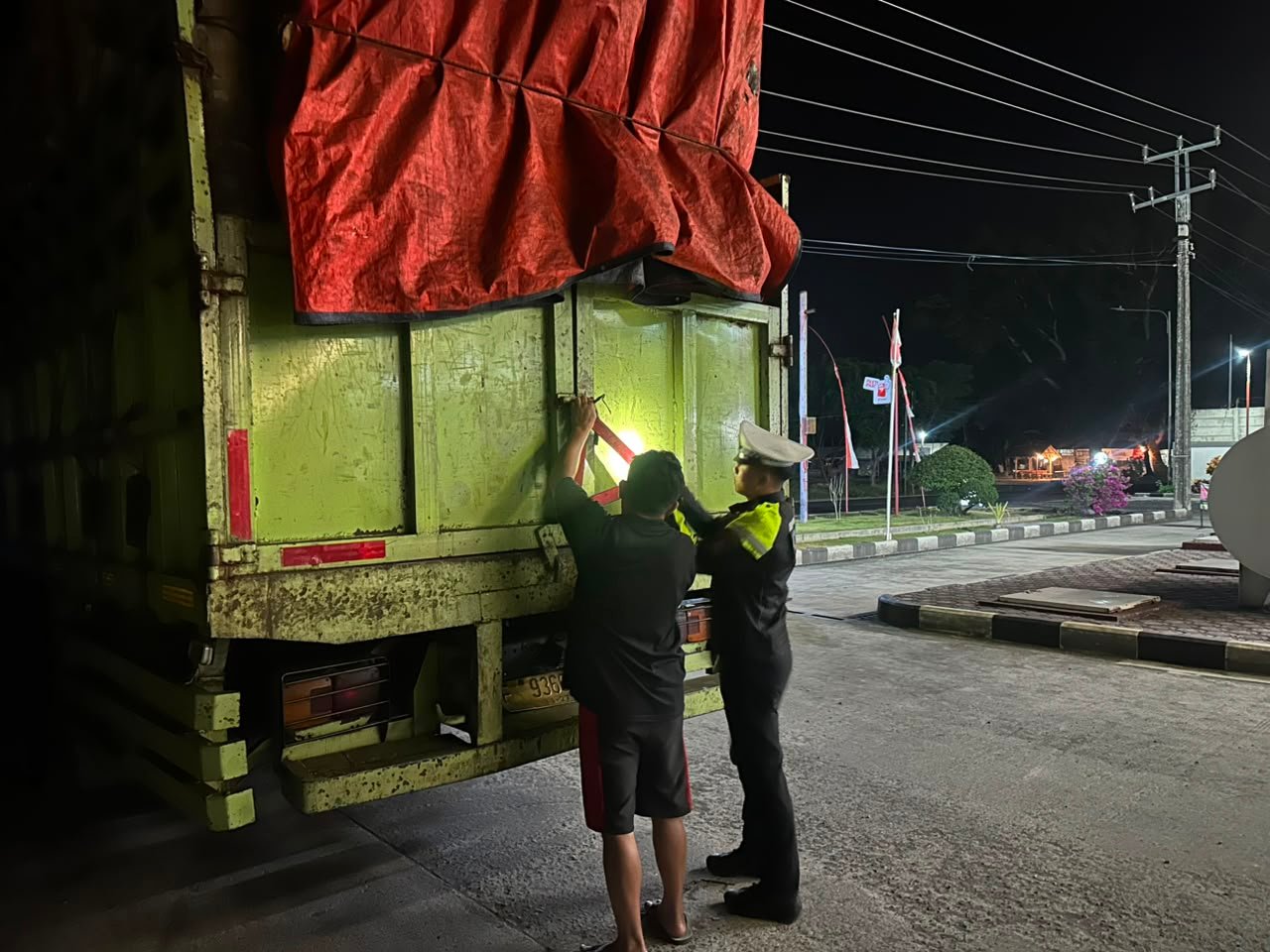PATROLI MALAM