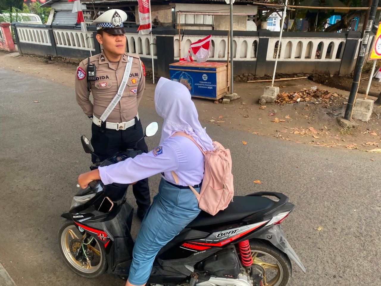 DAKGARKUM PAGI