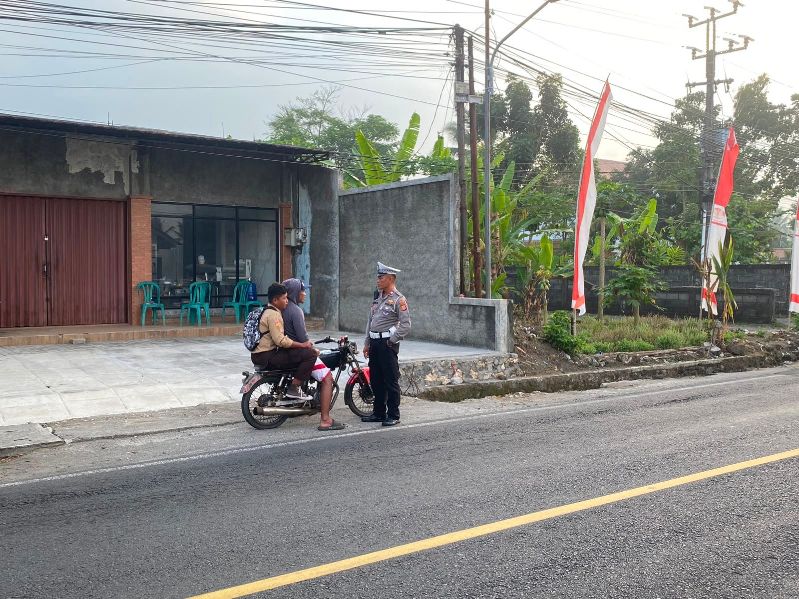 DAKGARKUM PAGI