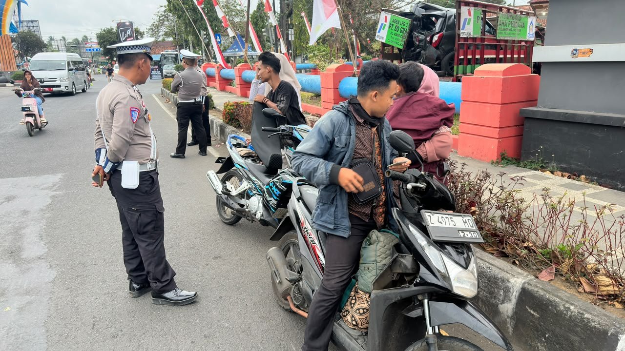DAKGARKUM PAGI