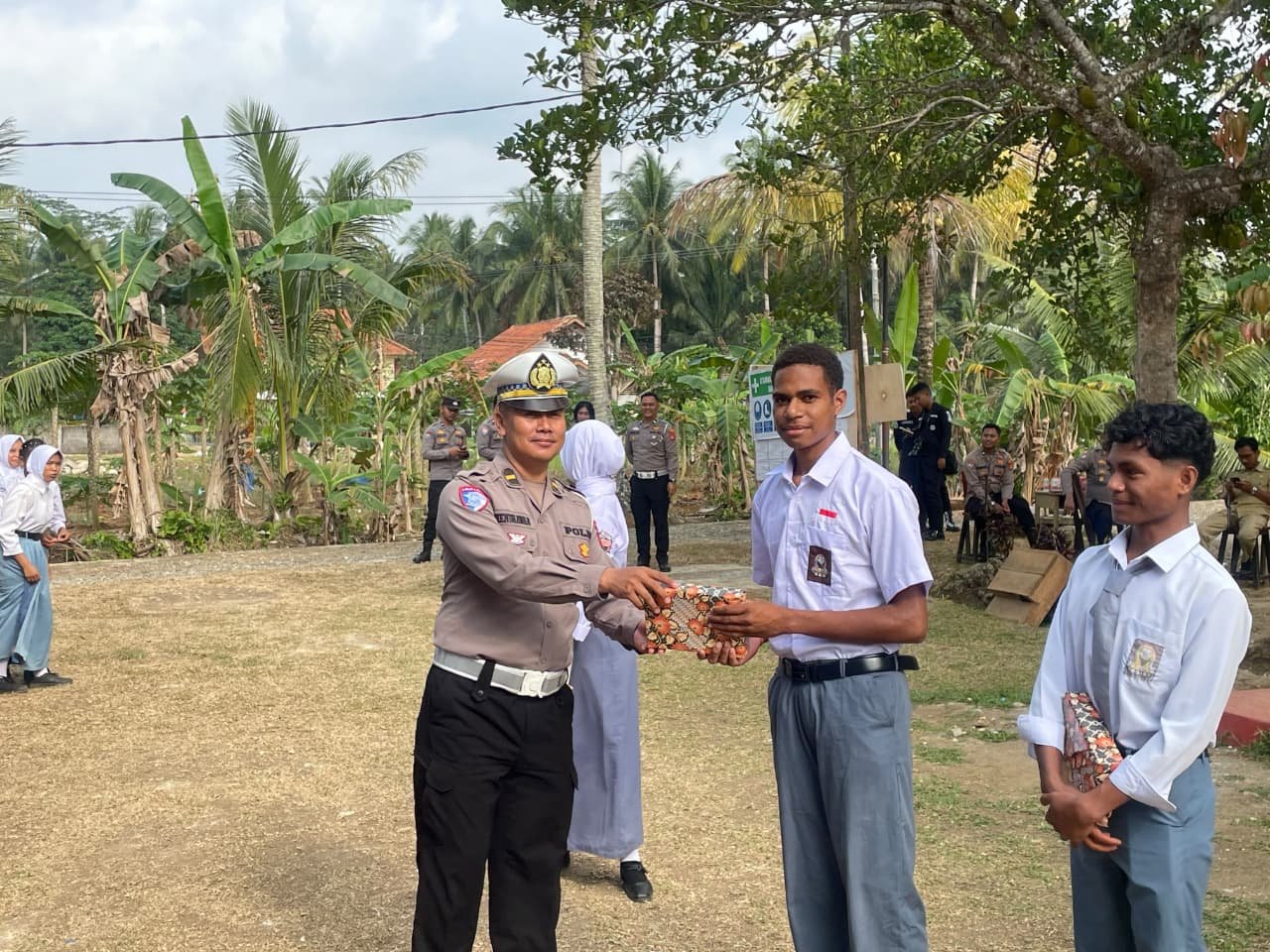 SOSIALISASI