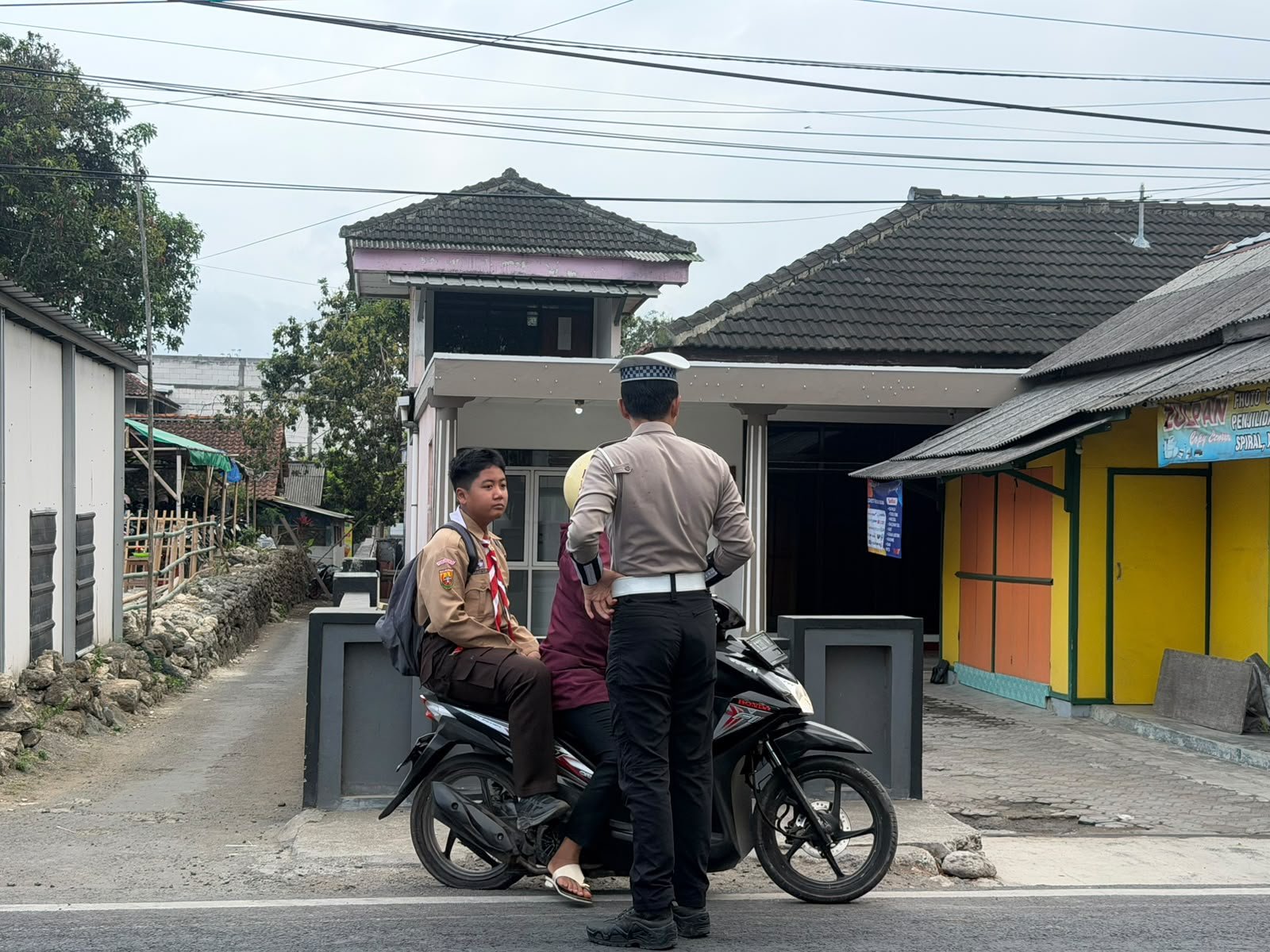 Strong Point Pagi Lantas