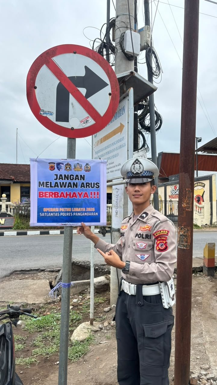 KAMSELTIBCARLANTAS PEMASANGAN BANNER